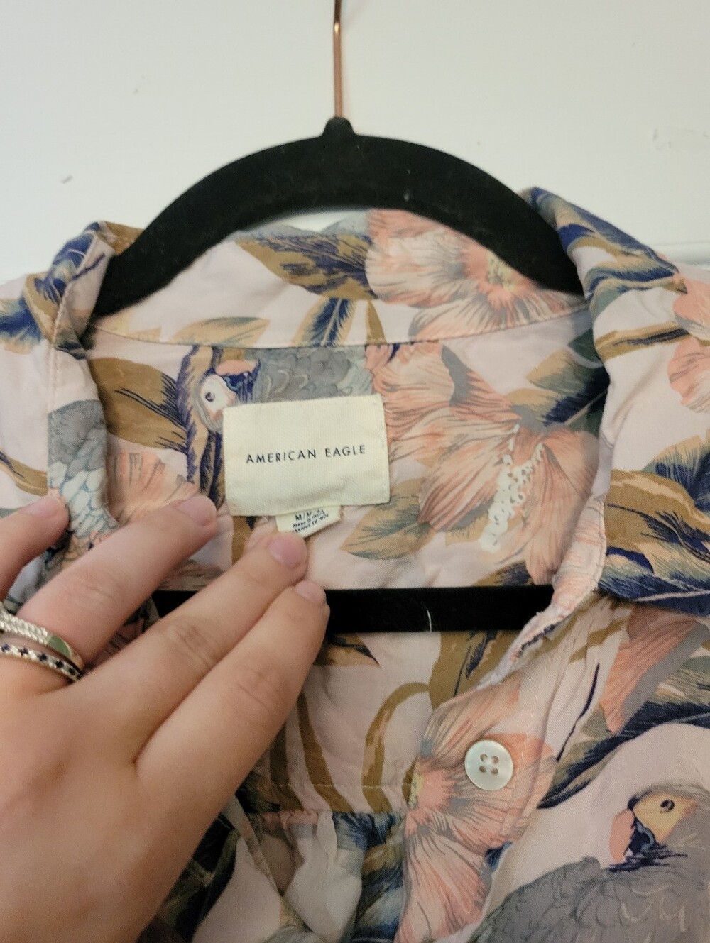 Aerie Pink Floral Button-Front Tie Crop Top with Navy Bird Print M - Picture 3 of 5